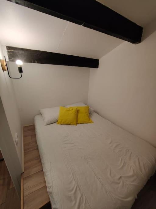 Appartement Cocooning Entierement Renove Les Angles  Exterior photo