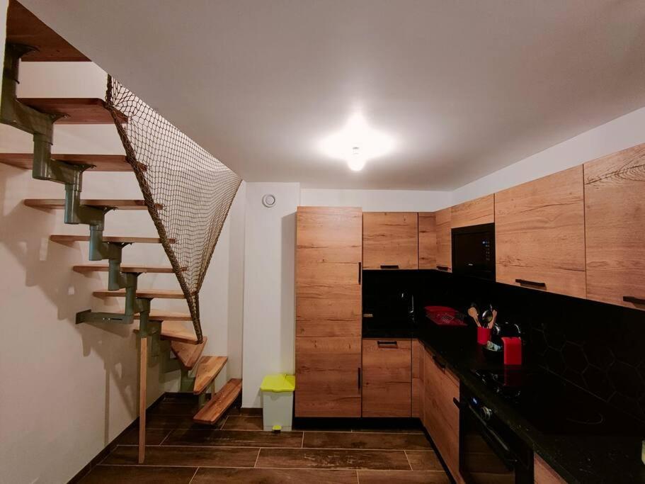 Appartement Cocooning Entierement Renove Les Angles  Exterior photo